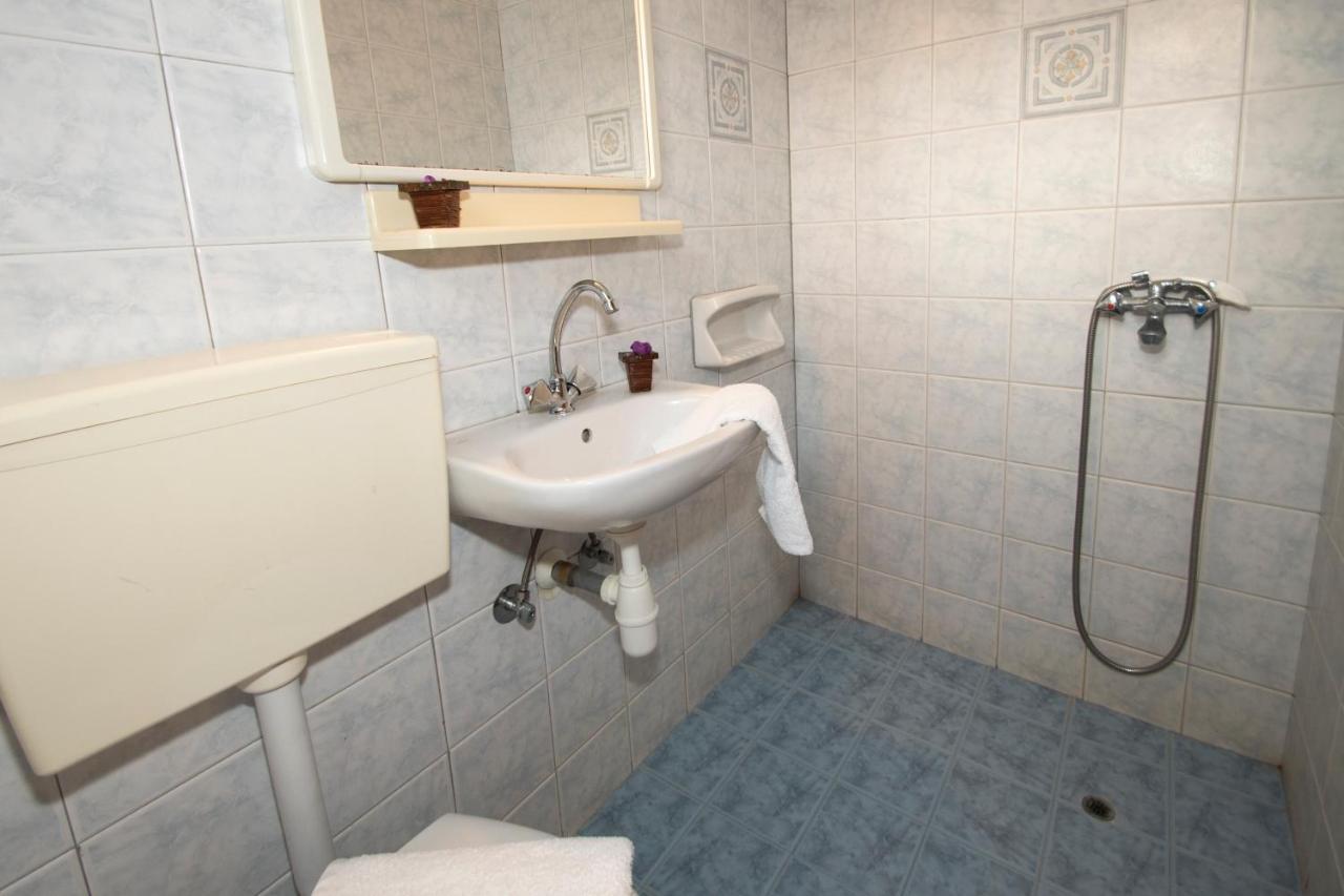 Damianos Rooms Adamantas  Bagian luar foto