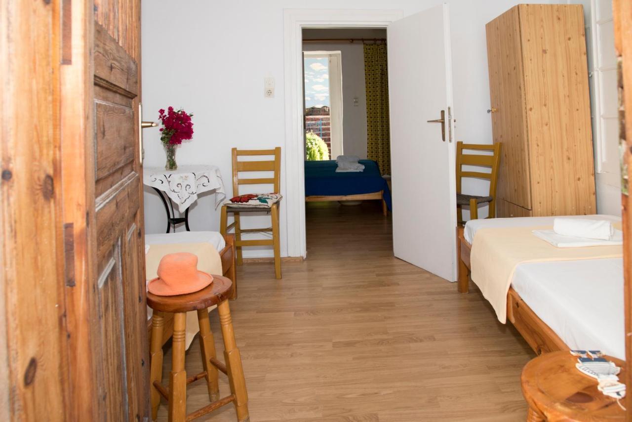 Damianos Rooms Adamantas  Bagian luar foto