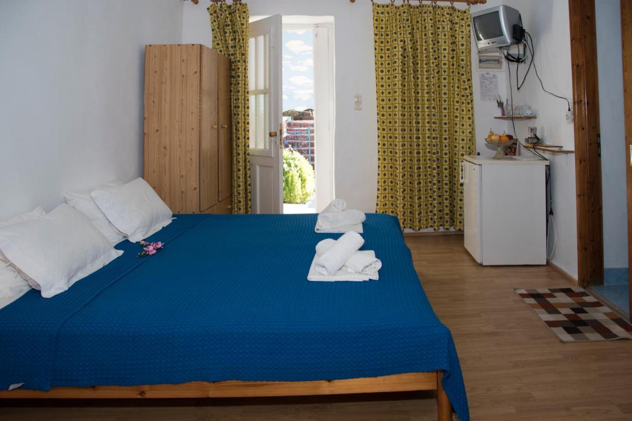 Damianos Rooms Adamantas  Bagian luar foto