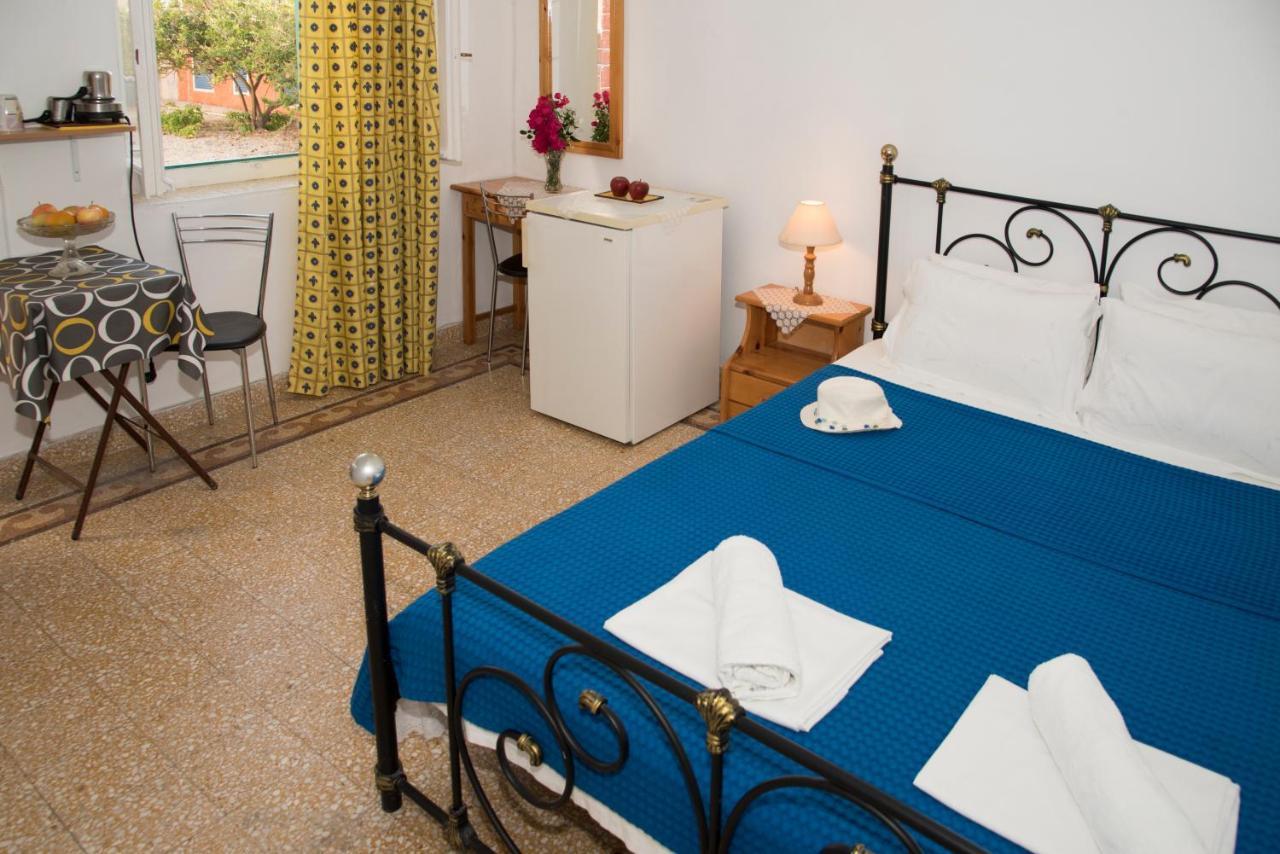 Damianos Rooms Adamantas  Bagian luar foto